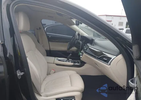 2018 BMW 750I z USA, uszkodzony, nr VIN WBA7F0C59JGM23945